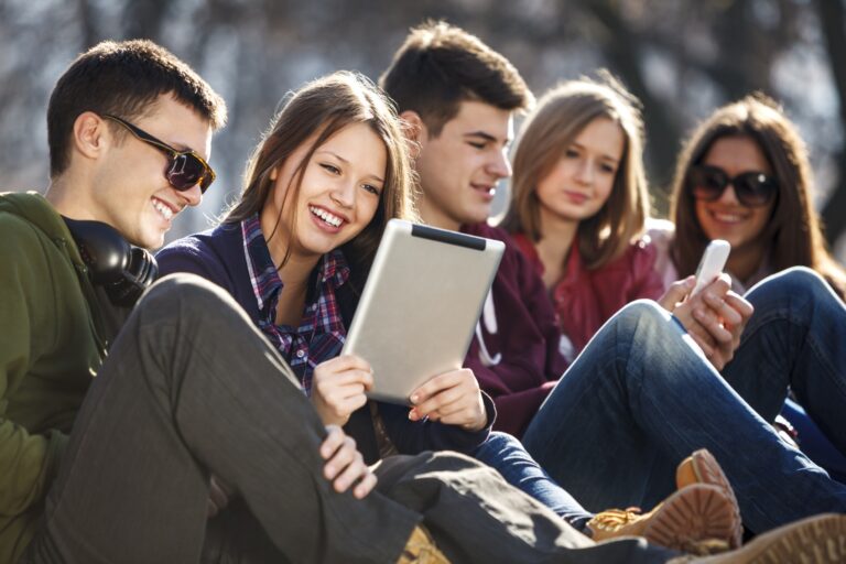 Indice di Fiducia dei Giovani al 68,4%. Cresce la fiducia tra gli over 25, ma in calo tra i 18-25enni