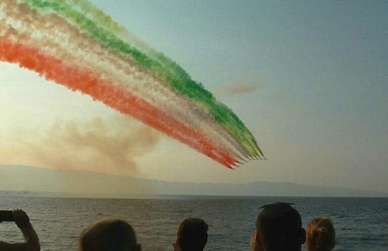 Oggi e domani a Punta Marina Terme esibizione delle Frecce Tricolori