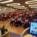 La platea degli studenti alla lezione di Educazione finanziaria