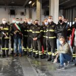sindaco e vigili del fuoco