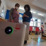 la vicesindaca bellini con una maestra del Girotondo