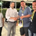 La consegna del gagliardetto della Città di Cesena