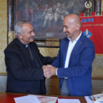 Da sinistra mons. Livio Corazza, Roberto Malaguti