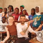 Maurizio e Silvia con le donne del villaggio di Bagadadji