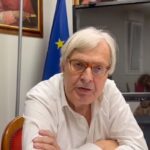 sgarbi da video pagina Fb di Vittorio Sgarbi
