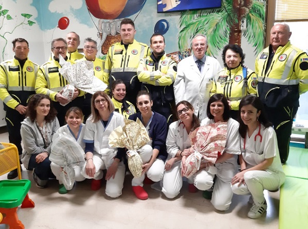 Protezione Civile di Faenza dona Uova Pasquali alle Pediatrie di Ravenna Faenza e Lugo
