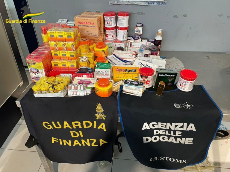 Aeroporto Marconi, Dogane e Finanza sequestrano in un mese 3300 tra farmaci e cosmetici illegali