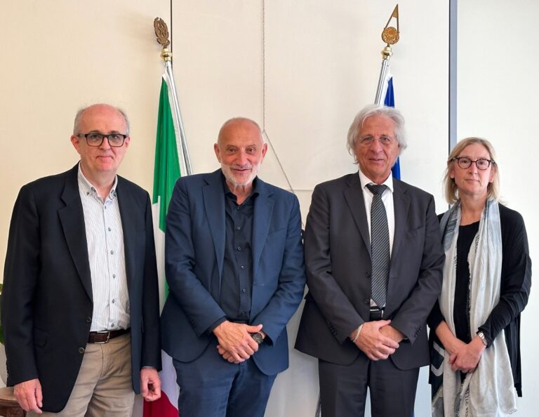 Reggio Emilia, Acer e Ordine commercialisti ed esperti contabili firmano convenzione per supportare gli inquilini sovraindebitati