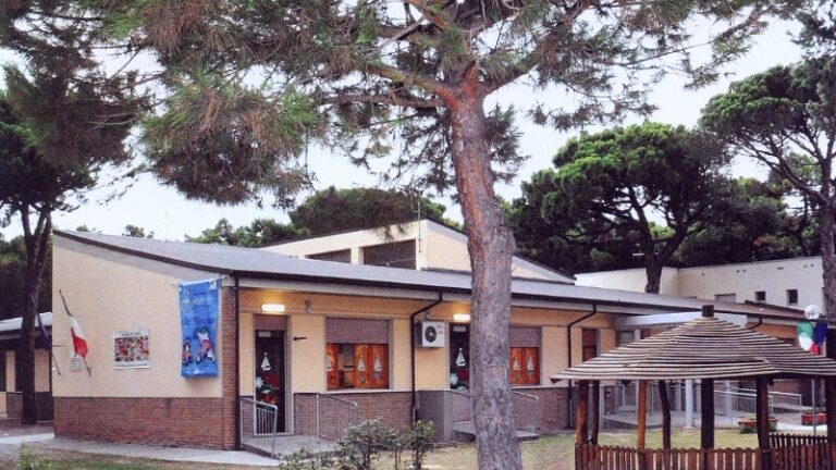 Cervia, nuovi lavori pubblici. Interventi nelle scuole e sistemazione delle strade di accesso al cimitero