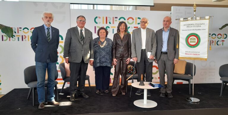 Delegazione reggiana dell’Accademia Italiana della Cucina, nella Agorà di Cirfood District