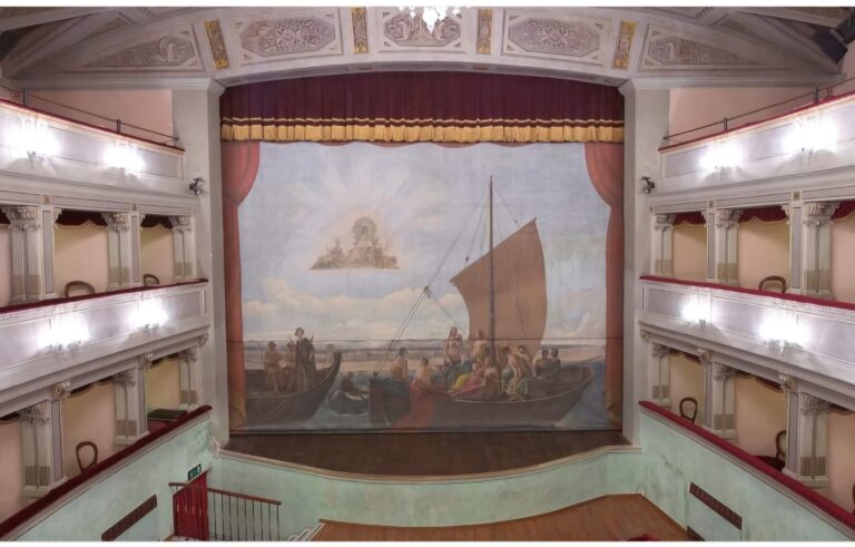 Cervia, ok a progetto per interventi di restauro e manutenzione del Teatro comunale