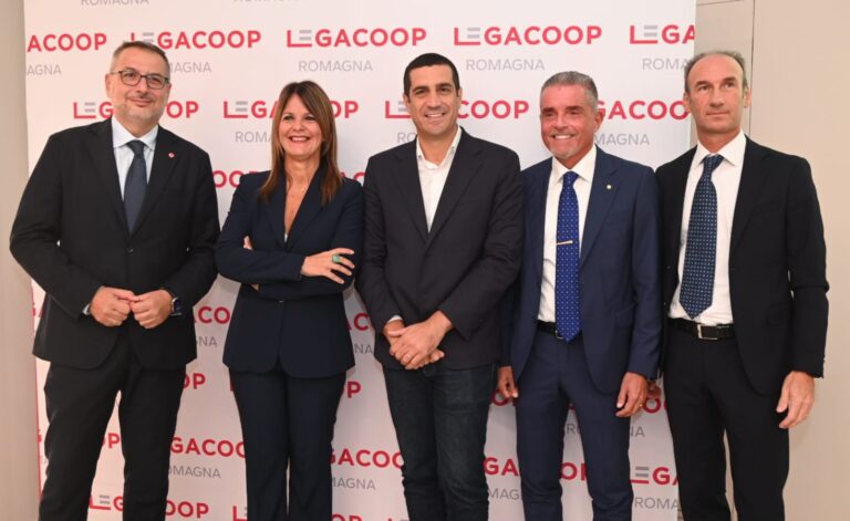 Elezioni regionali. 200 cooperatori all’incontro di Legacoop con de Pascale