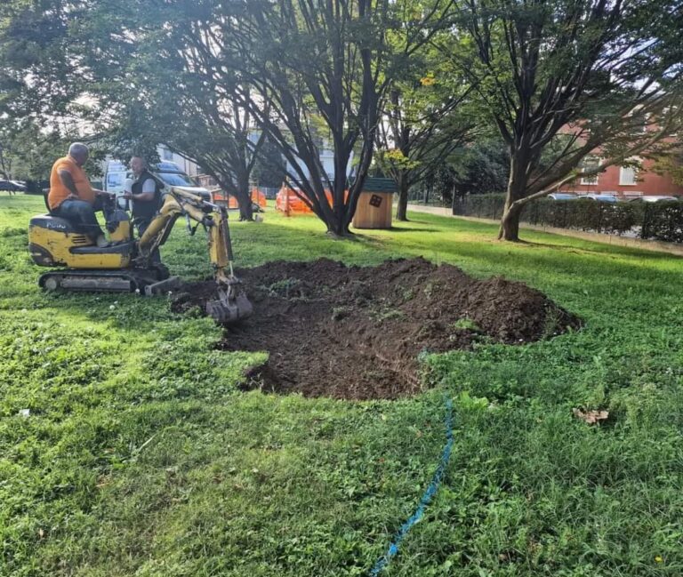 Post alluvione, installazione attrezzature ludiche e percorsi ginnici al Parco Cola di Faenza