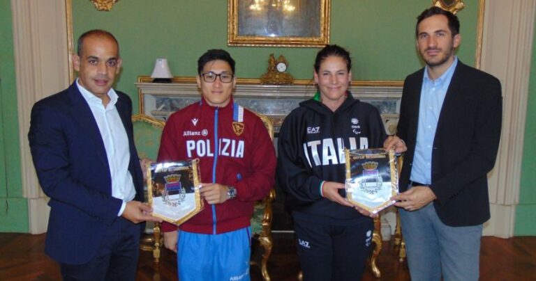 Parigi 2024. Gli atleti “cesenati” Casali e  Pedrelli accolti in Municipio da sindaco e assessore