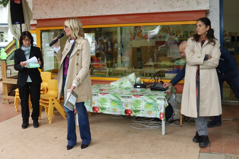 Forlì, i 50 anni dei servizi per l’infanzia comunali compiono: la festa della scuola dell’infanzia Querzoli
