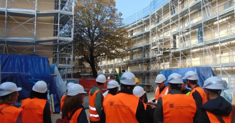 Cesena. Cantiere palazzo Roverella in centro storico: sopralluogo della giunta comunale