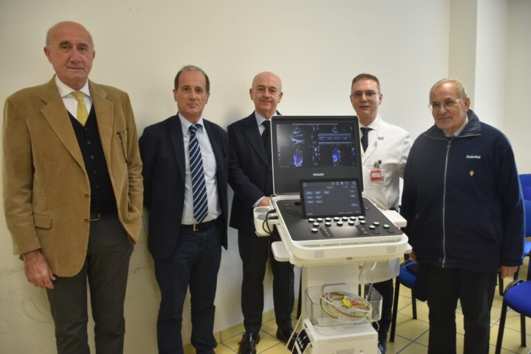 Ausl Romagna, importante donazione di un ecocardiografo alla Cardiologia di Forlì