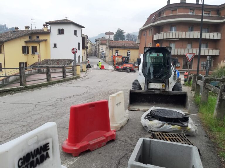 Modigliana, lavori per rifacimento sottoservizi e messa in sicurezza di tratto di via Corbari