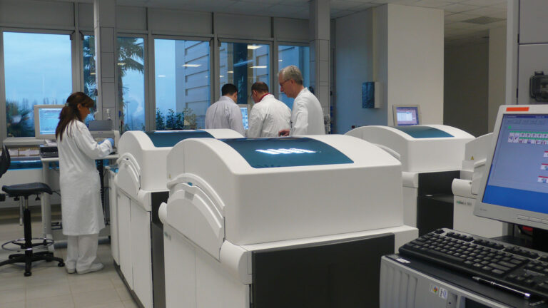 Sequenziamento SARS-Cov2, dall’Istituto Superiore di Sanità massimo punteggio per il Laboratorio Unico di Ausl Romagna