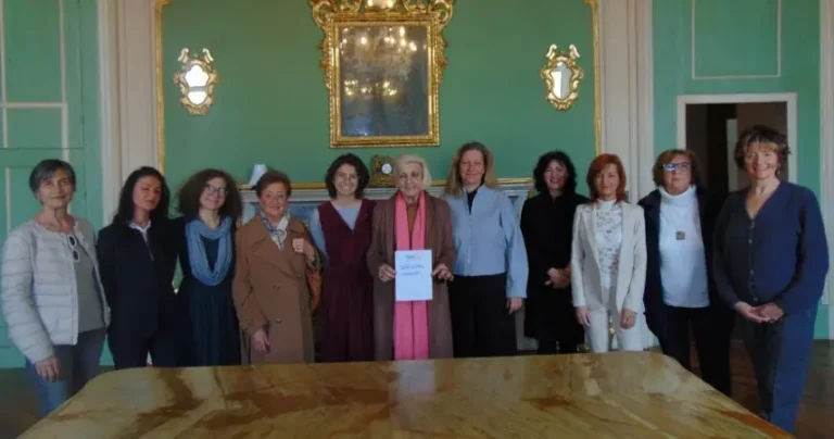 Cesena, gruppo Consorti Rotary dona 1.100 euro ad Apeiron, l’associazione che gestisce la casa protetta per donne vittime di violenza