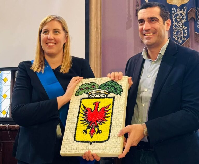 Valentina Palli nuova presidente della Provincia di Ravenna. I complimenti di de Pascale e Isola