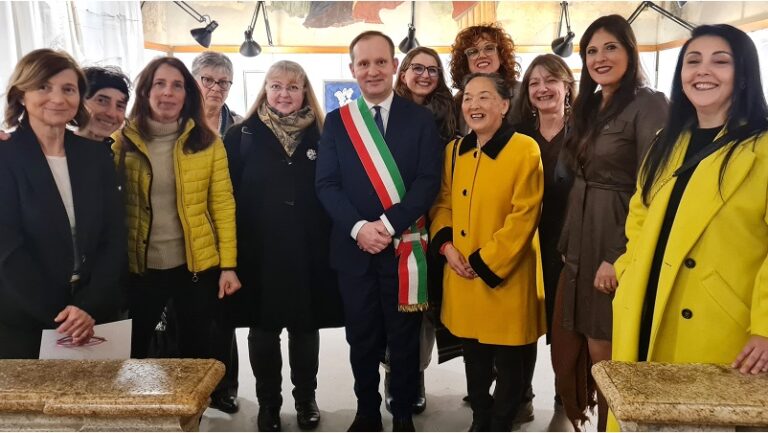 Meldola: inaugurata la mostra “L’estro dentro: intrecci meldolesi”
