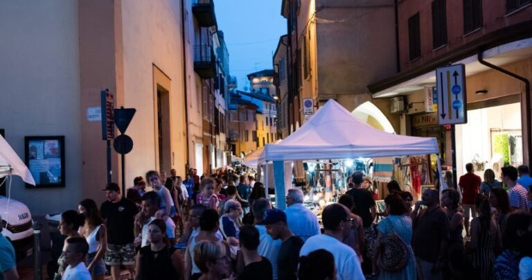 Estate a Cesena, torna in centro storico la Shopping Night