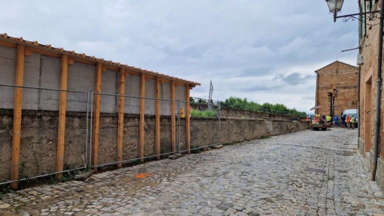 Post alluvione, a Santarcangelo al via i lavori in via Pio Massani e allo Sferisterio