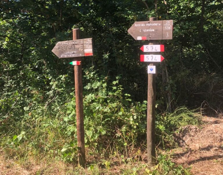 Natura, riaperto l’ultimo tratto di sentiero Cai 574A della tenuta di Montebello