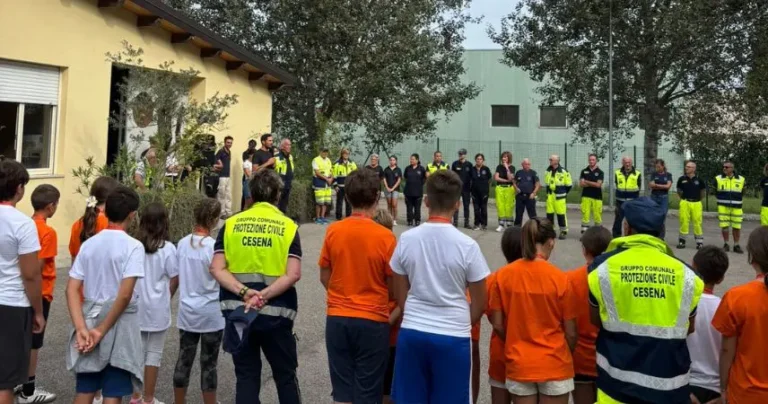 Protezione civile, a Cesena campo scuola con 28 ragazze e  ragazzi tra i 10 e i 14 anni