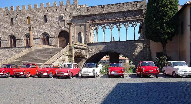 Auto d’epoca, sul colle di Bertinoro arrivano le Bianchine romagnole