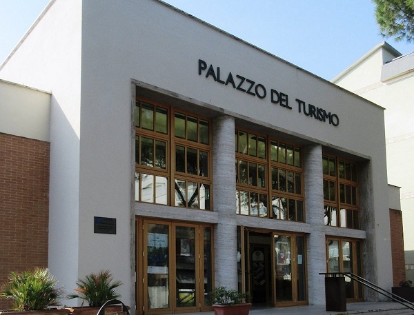 palazzo turismo cattolica