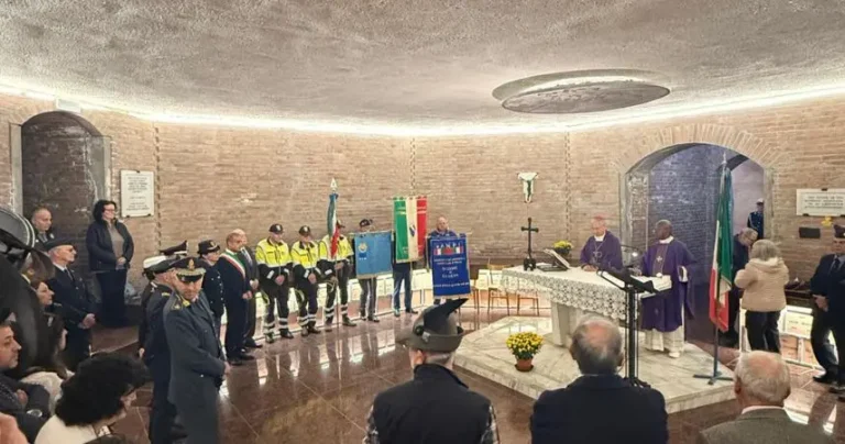 Commemorazione dei Caduti, a Cesena deposta una corona nella Cripta-ossario. E domani la Giornata delle Forze armate