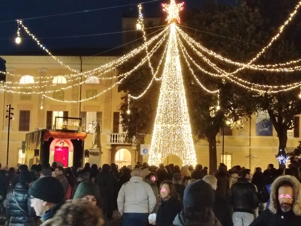 Natale a Cesena, un nuovo week end pieno di luci, musica e divertimento in centro storico