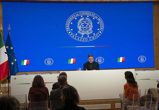 Ok del governo a nuovo decreto-legge per contenere gli effetti del caro-carburante