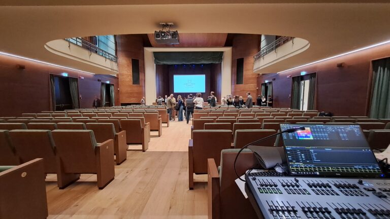Nuovo  Auditorium di Forlì: sold out la serata inaugurale con il concerto di Malika Ayane