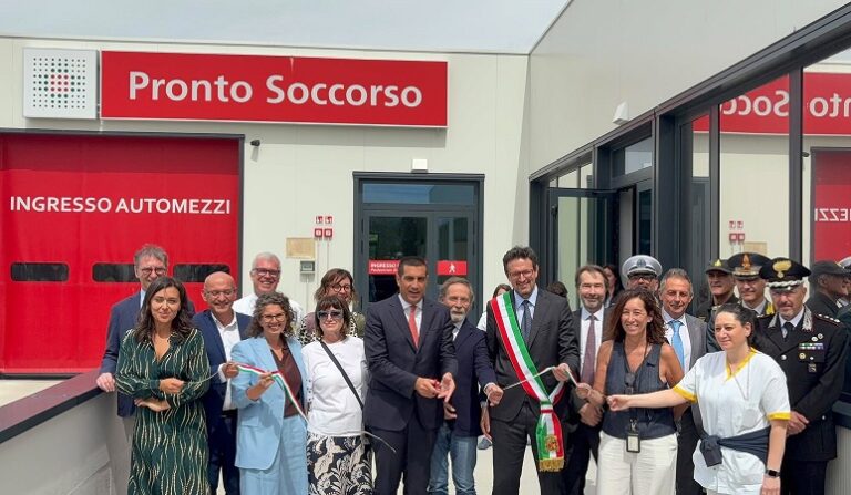 Taglio del nastro per il nuovo Pronto Soccorso di Ravenna: spazi raddoppiati e flussi separati