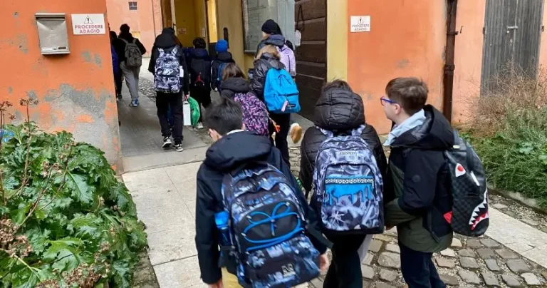 Scuola, lezioni in 5 giorni. Le scuole medie di Cesena adottano il nuovo modello organizzativo e didattico