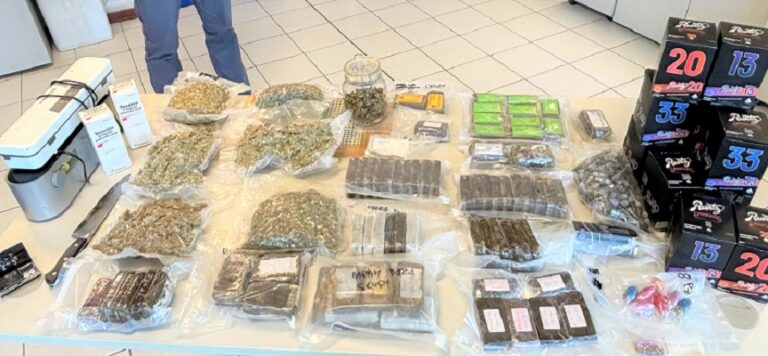 Ravenna, operazione antidroga della polizia: 13 arresti, 72 kg di sostanze e 38.000 euro sequestrati