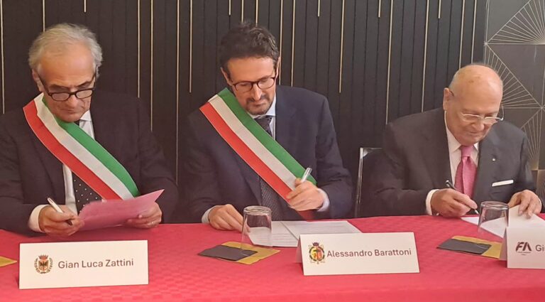 I sindaci Zattini e Barattoni firmano protocollo d’intesa per la promozione dell’aeroporto Ridolfi come scalo di Forlì-Ravenna